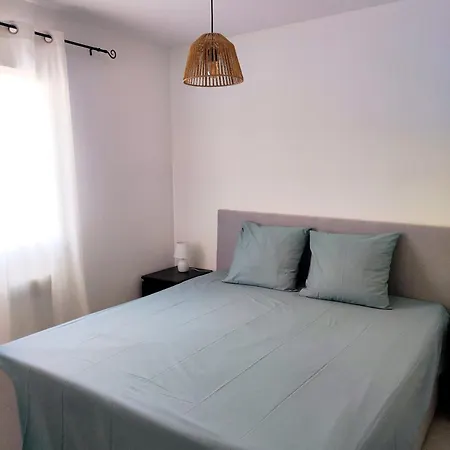 Charmante Maison Avec Clim Et Piscine A 15 Min D'uzes Vila